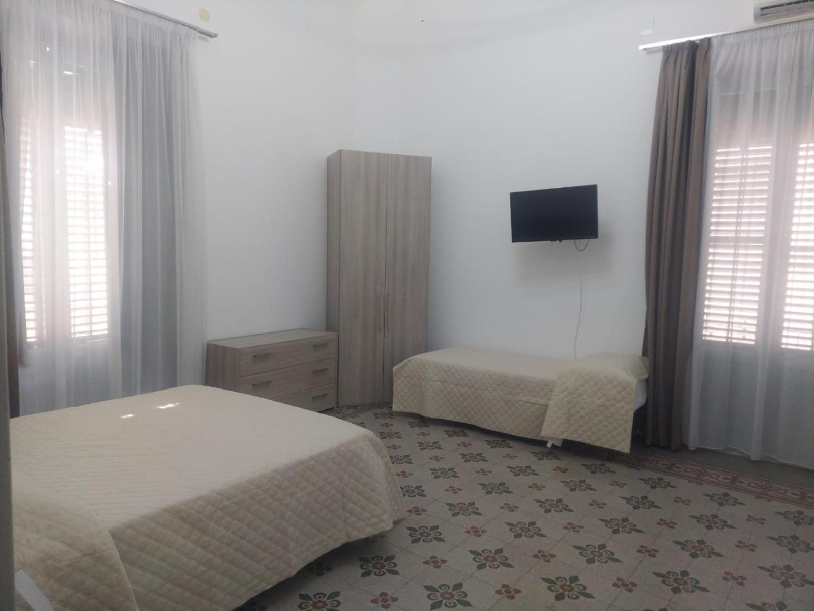 Guest House Lamphotel Militello 巴勒莫 外观 照片