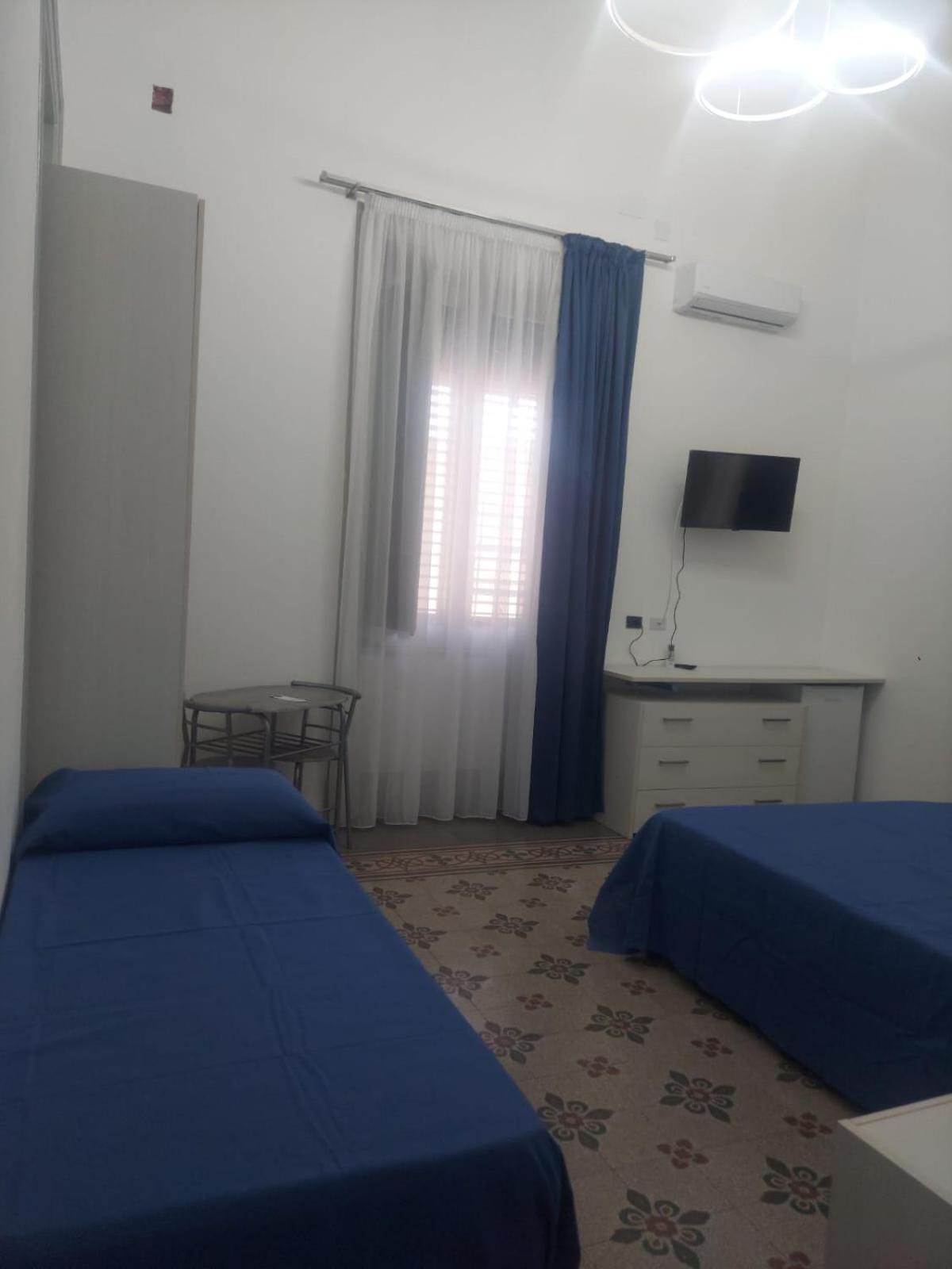Guest House Lamphotel Militello 巴勒莫 外观 照片