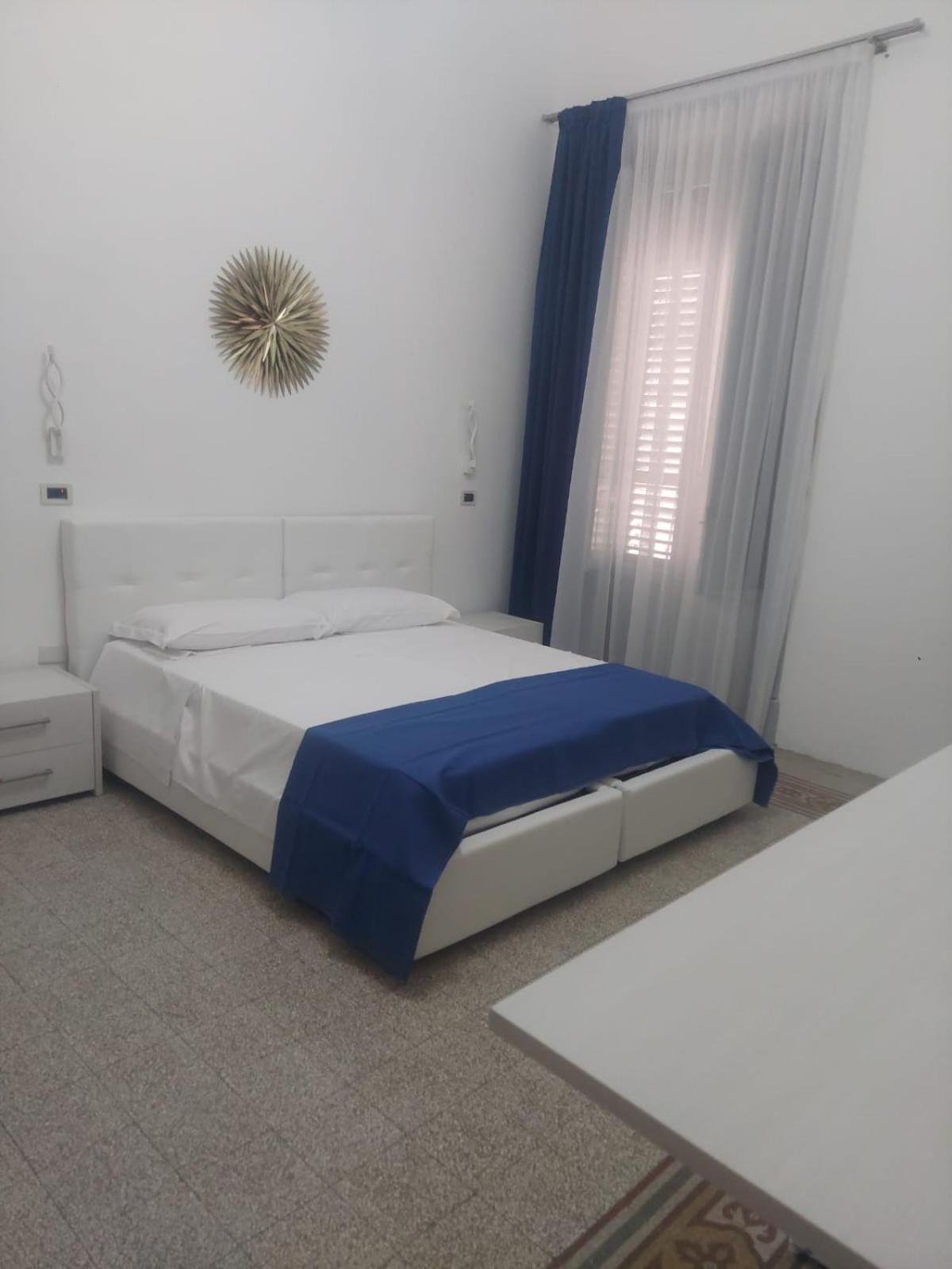 Guest House Lamphotel Militello 巴勒莫 外观 照片
