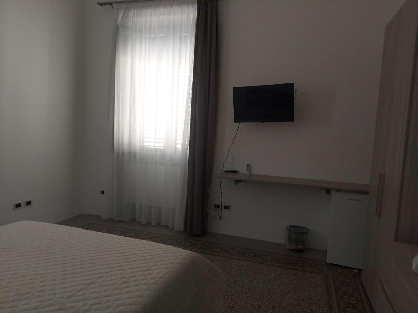 Guest House Lamphotel Militello 巴勒莫 外观 照片